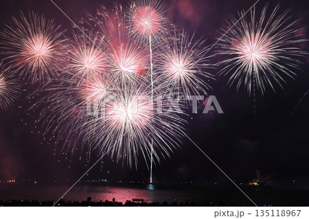 敦賀の打ち上げ花火 135118967