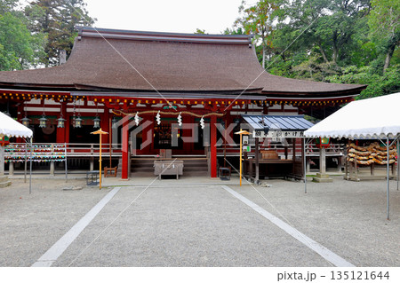 【国宝】石上神宮 拝殿　現存最古の拝殿 135121644