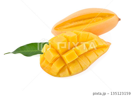 fresh mango with leaves isolated on white background 135123159