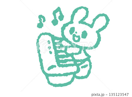 オルガンを弾くうさぎ 135123547