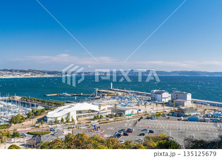 《神奈川県》江ノ島・湘南港の風景 135125679