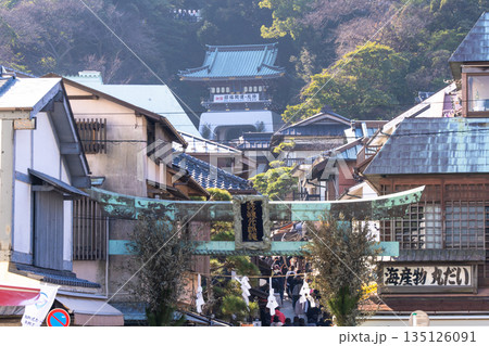 《神奈川県》江の島弁財天仲見世通り 135126091