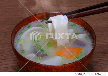 だんご汁（郷土料理） 135126260