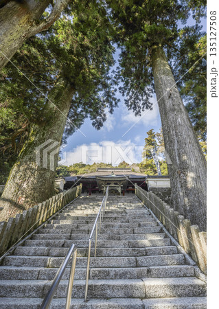 朝熊岳金剛證寺(1月)　摩尼殿(本堂)への石段 135127508