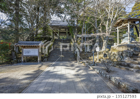 朝熊岳金剛證寺(1月)　仁王門 135127593