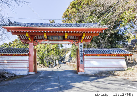 朝熊岳金剛證寺(1月) 総門 朝熊岳金剛證寺(1月) 総門 135127695