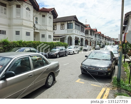 マレーシア　ペナン島　住宅街を散策 135127759
