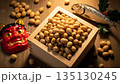 日本の伝統行事「節分」：邪気を払い福を呼び込む大豆と、赤鬼のお面 135130245