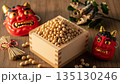 日本の伝統行事「節分」：邪気を払い福を呼び込む大豆と、赤鬼のお面 135130246