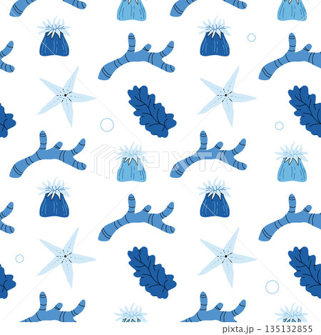 Beautiful coral reefs. Natural seamless pattern with undersea flora and fauna, sea or ocean life. Undersea backdrop with coral, algae, starfish, shells. Flat vector illustration 135132855