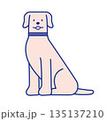 座っている犬のイラスト素材 135137210