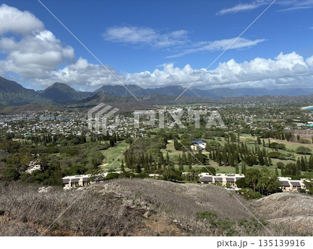 ハワイのラニカイ・ピルボックス・トレイルからの風景 ハワイのラニカイ・ピルボックス・トレイルからの風景 135139916