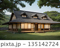 田舎の風景に建つレトロな古民家 135142724
