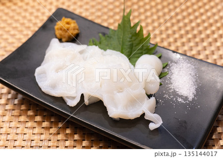 おいしい生だこの刺し身 おいしい生だこの刺し身 135144017