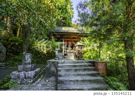 四国八十八箇所35番 清瀧寺 子安地蔵祠 高知県土佐市 四国八十八箇所35番 清瀧寺 子安地蔵祠 高知県土佐市 135145211