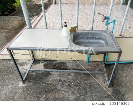 Outdoor Hand Washing Sink Station for Public Hygiene. 135146303