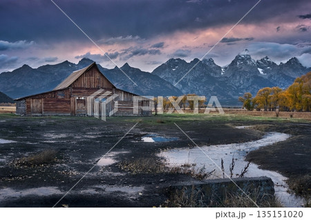 Moulton Ranch Cabins and Clouds Moulton Ranch Cabins and Clouds 135151020