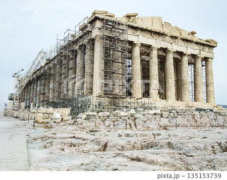 ギリシャのアテネ　パルテノン神殿 135153739