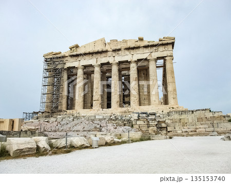 ギリシャのアテネ　パルテノン神殿を散策 135153740