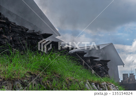 滋賀県甲賀市の焼き物の町信楽町に唯一残る登り窯を撮影 135154024