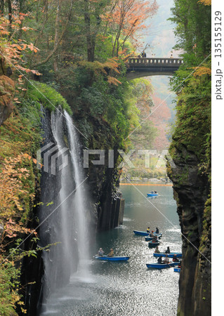 高千穂峡真名井の滝 宮崎県高千穂町 高千穂峡真名井の滝 宮崎県高千穂町 135155129
