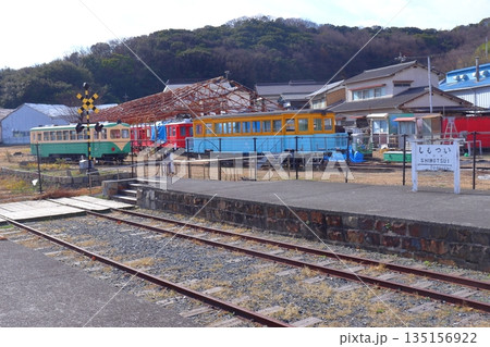 旧下津井電鉄の終着駅 下津井駅跡の遺構風景(岡山県 倉敷市 児島) 旧下津井電鉄の終着駅 下津井駅跡の遺構風景(岡山県 倉敷市 児島) 135156922