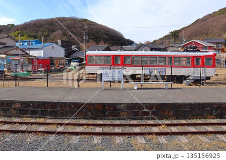 旧下津井電鉄の終着駅 下津井駅跡の遺構風景（岡山県 倉敷市 児島） 135156925