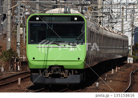 【JR東日本】E235系0番台〜山手線環状運転100周年記念ラッピングトレイン〜(山手線:恵比寿駅) 【JR東日本】E235系0番台〜山手線環状運転100周年記念ラッピングトレイン〜(山手線:恵比寿駅) 135158616