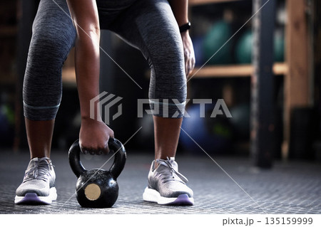 Fitness, kettlebell or hands of woman in training, workout or bodybuilding exercise for grip strength or power. Body builder, arms closeup or strong athlete at gym to start lifting heavy weights Fitness, kettlebell or hands of woman in training, workout or bodybuilding exercise for grip strength or power. Body builder, arms closeup or strong athlete at gym to start lifting heavy weights 135159999