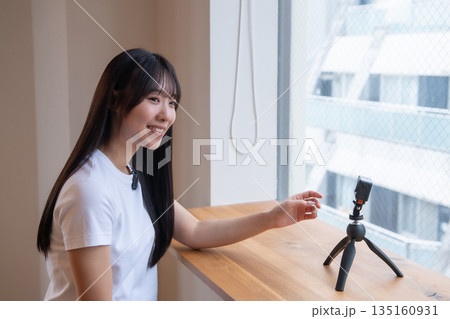 ライブ配信 ワイヤレスマイク 配信者 女性配信者 動画配信 癒し系 お姉さん系 妹系 ライブ配信 ワイヤレスマイク 配信者 女性配信者 動画配信 癒し系 お姉さん系 妹系 135160931