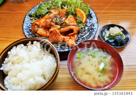 焼肉定食 135161943