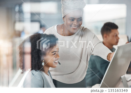 Call center, training and black woman with employee on computer for customer service, support or telemarketing. Coaching, sales agent and mentor teaching intern crm, help desk and learning consulting 135163349