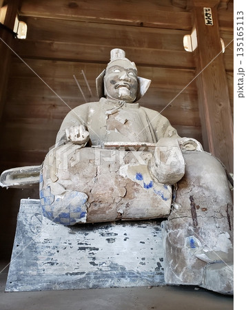 筑後市『鬼滅の刃』の聖地？溝口竈門神社の木像 135165113