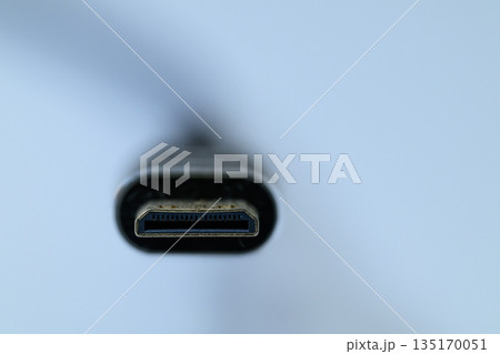 HDMI Type-D（マイクロHDMI）端子の接写 135170051
