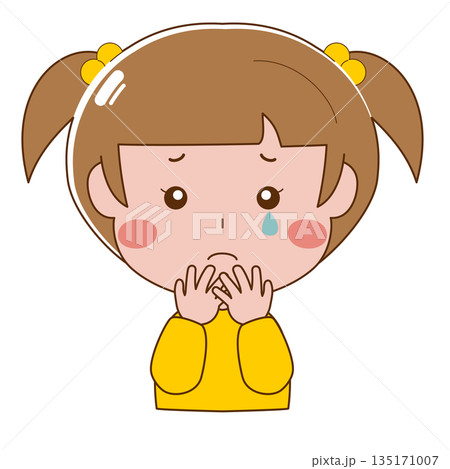 悲しんでいる女の子 135171007