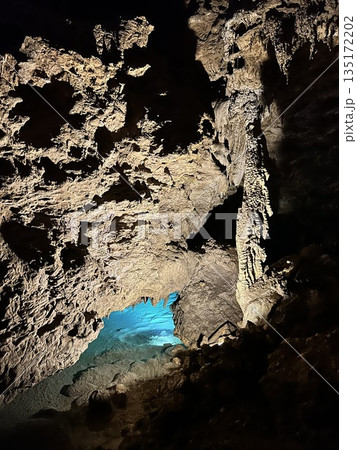 沖縄の鍾乳洞 135172202