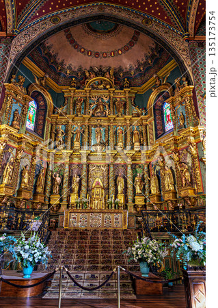 Interior of St Jean Baptiste church in Saint Jean de Luz in Fran 135173754