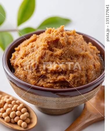 味噌と大豆 135177641