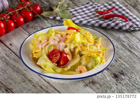 Caesar salad with prawn and parmesan Caesar salad with prawn and parmesan 135178772