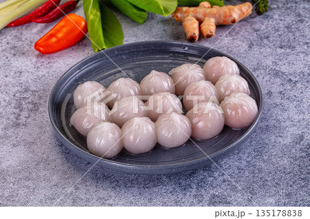 Steamed stuffed dim sum with prawn Steamed stuffed dim sum with prawn 135178838