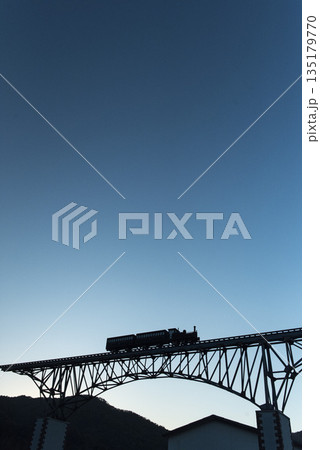 天空の鉄道 135179770
