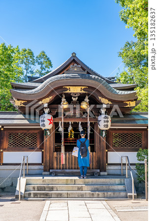 陰陽師　安倍晴明屋敷跡に鎮座する晴明神社　拝殿　京都市上京区晴明町 135182637