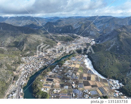 岐阜のグランドキャニオン 川辺町 ドローン空撮 岐阜のグランドキャニオン 川辺町 ドローン空撮 135183738