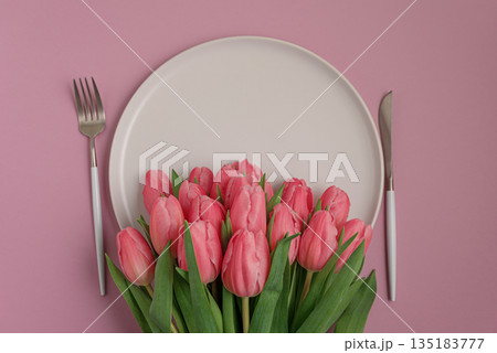 Gift Box with Tulips on Plate. Festive Romantic Flatlay 135183777