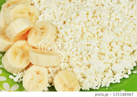 bananas with cottage cheese - healthy food bananas with cottage cheese - healthy food 135186987