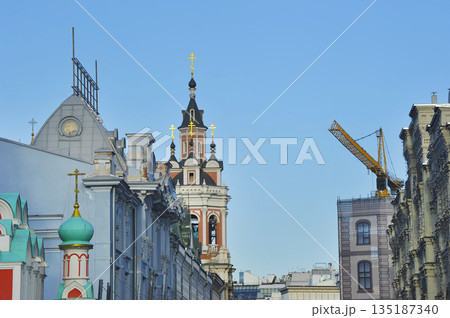 view of the Spassky Cathedral and construction crane in Moscow 135187340