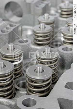 Cylinder head of an internal combustion engine with the cover removed 135187735
