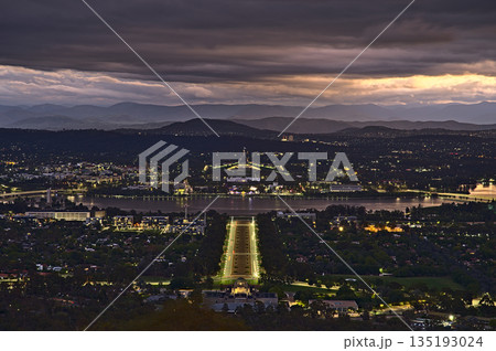 Canberra at night from Mount Ainslie Lookout 135193024
