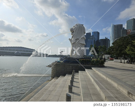 this is the symbol of Singapore, the Merlion. this is the symbol of Singapore, the Merlion. 135198173