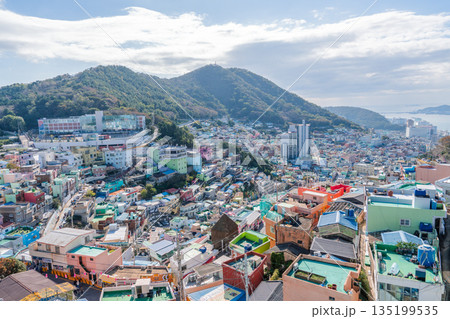 釜山の甘川文化村 135199535